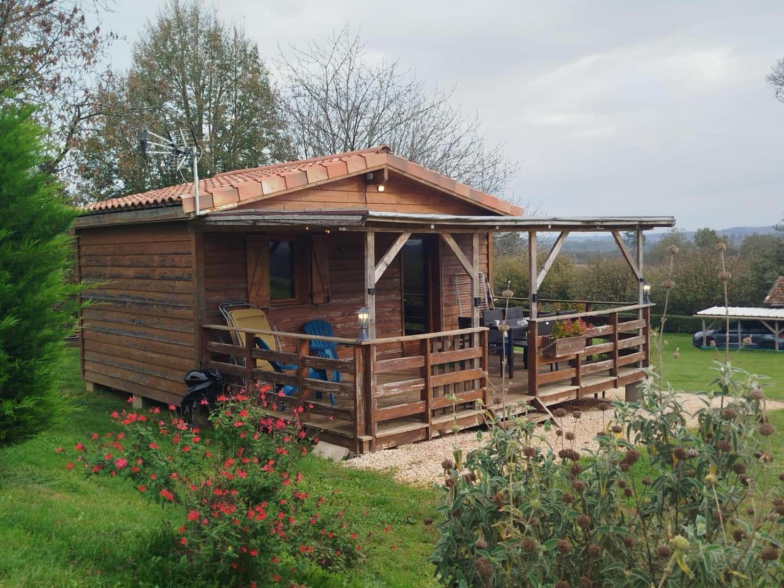 Le Chalet Douillet Saint-Genies Εξωτερικό φωτογραφία